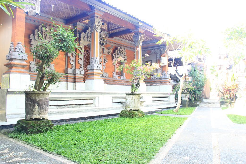 Chez Ida Apartment Ubud  Bagian luar foto