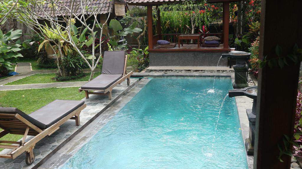 Chez Ida Apartment Ubud  Bagian luar foto